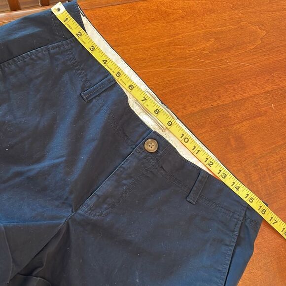 Two Pairs of Old Navy Perfect Shorts - Picture 9 of 9